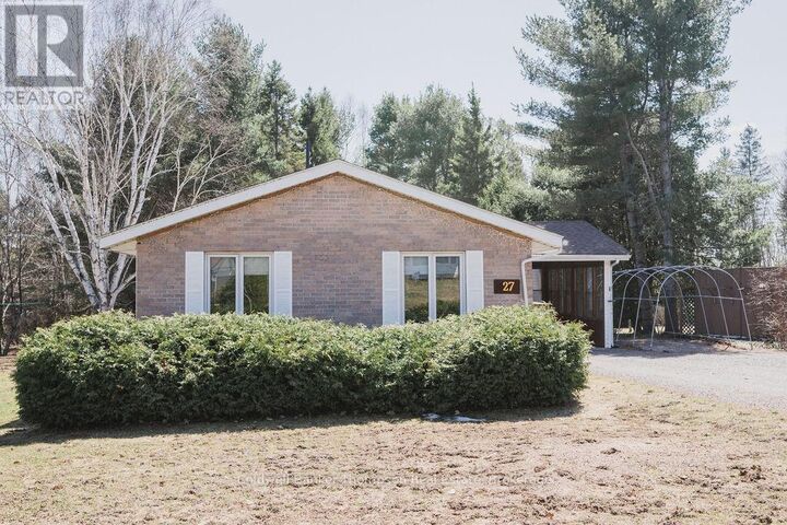 Property Photo:  27 Queen Street  ON P0A 1Z0 