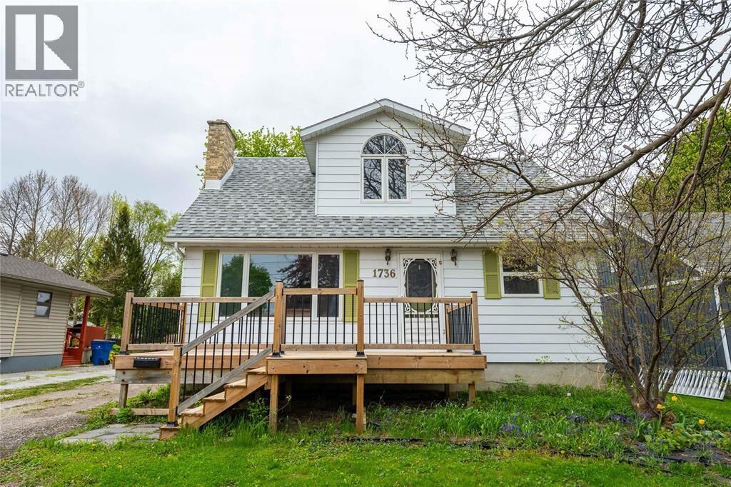 Property Photo:  1736 Dufferin Avenue  ON N8A 2X4 