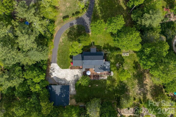 Property Photo:  19 Chipping Green Drive  NC 28704 