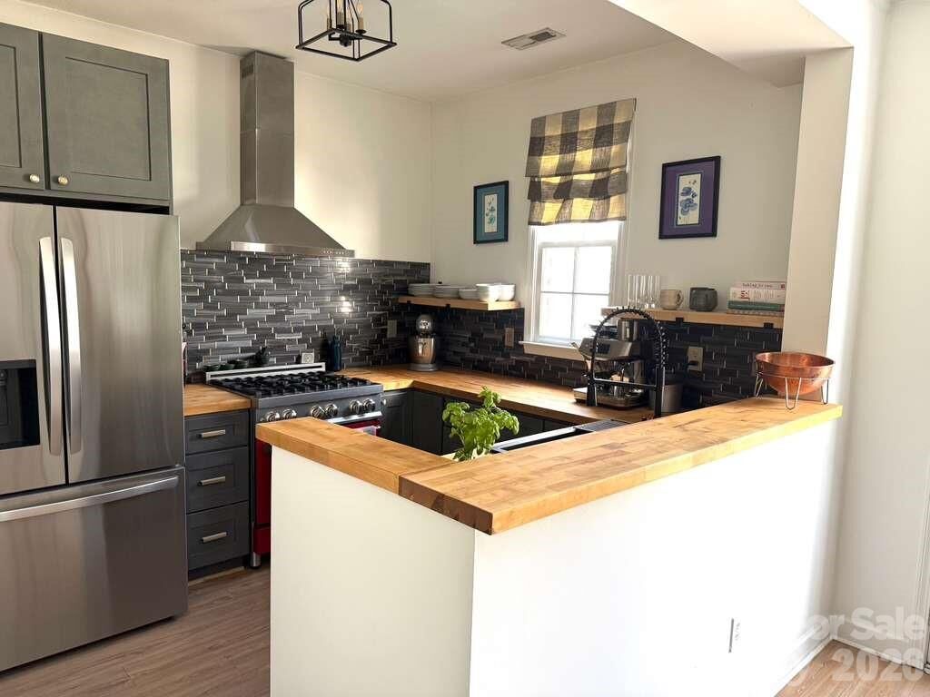 Property Photo:  13911 Cinnabar Place  NC 28078 