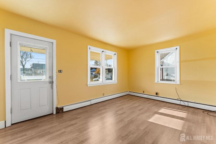 Property Photo:  299 Howard Street  NJ 08901 