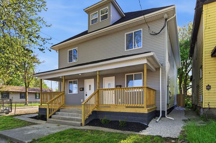 Property Photo:  304 N State Street  OH 43302 
