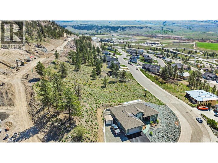 Property Photo:  2707 Peregrine Way  BC V1K 1B8 