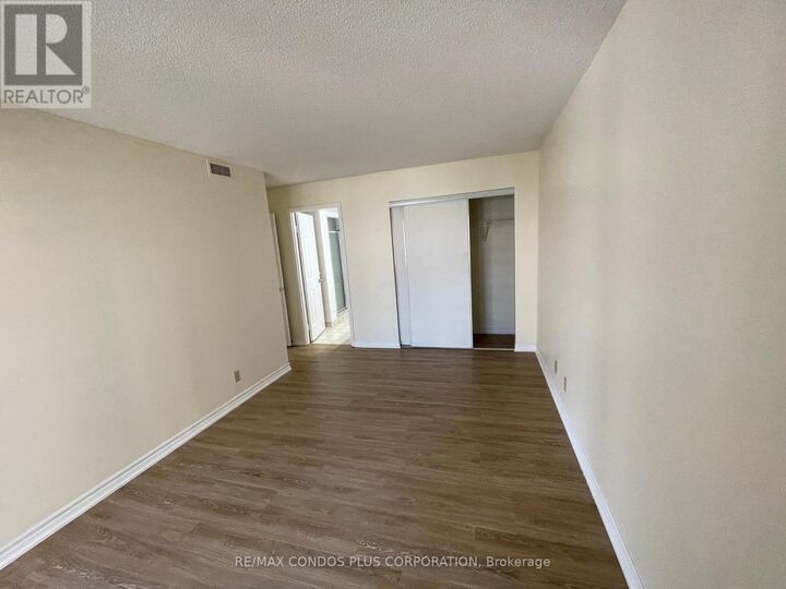 Property Photo:  44 Gerrard Street West 602  ON M5G 2K2 