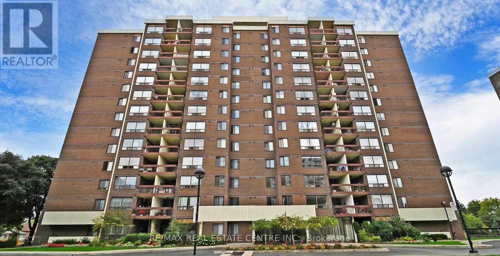 Property Photo:  2542 Argyle Road Ph 5  ON L5B 2H5 