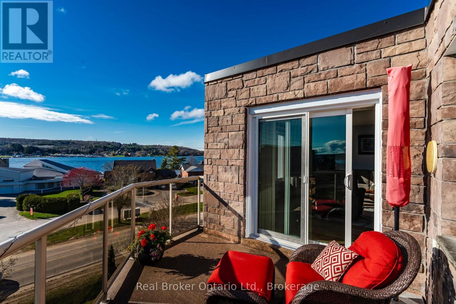 Property Photo:  11 Beck Boulevard 402  ON L9M 2G1 