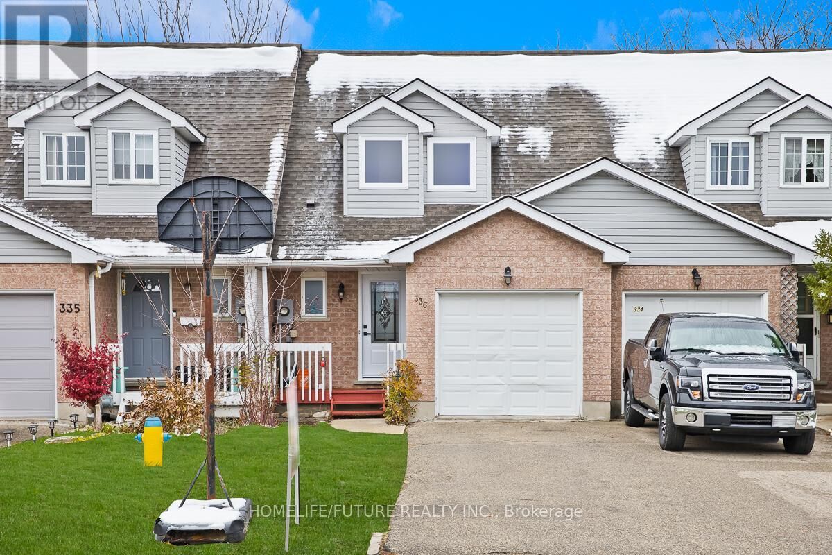 Property Photo:  336 Sable Court  ON N2K 3Z4 