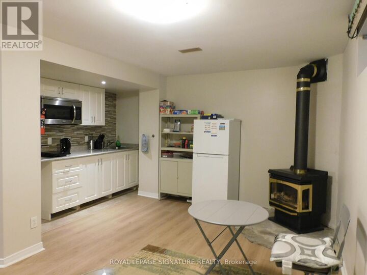 Property Photo:  1132 Queen Street West  ON L5H 4K2 