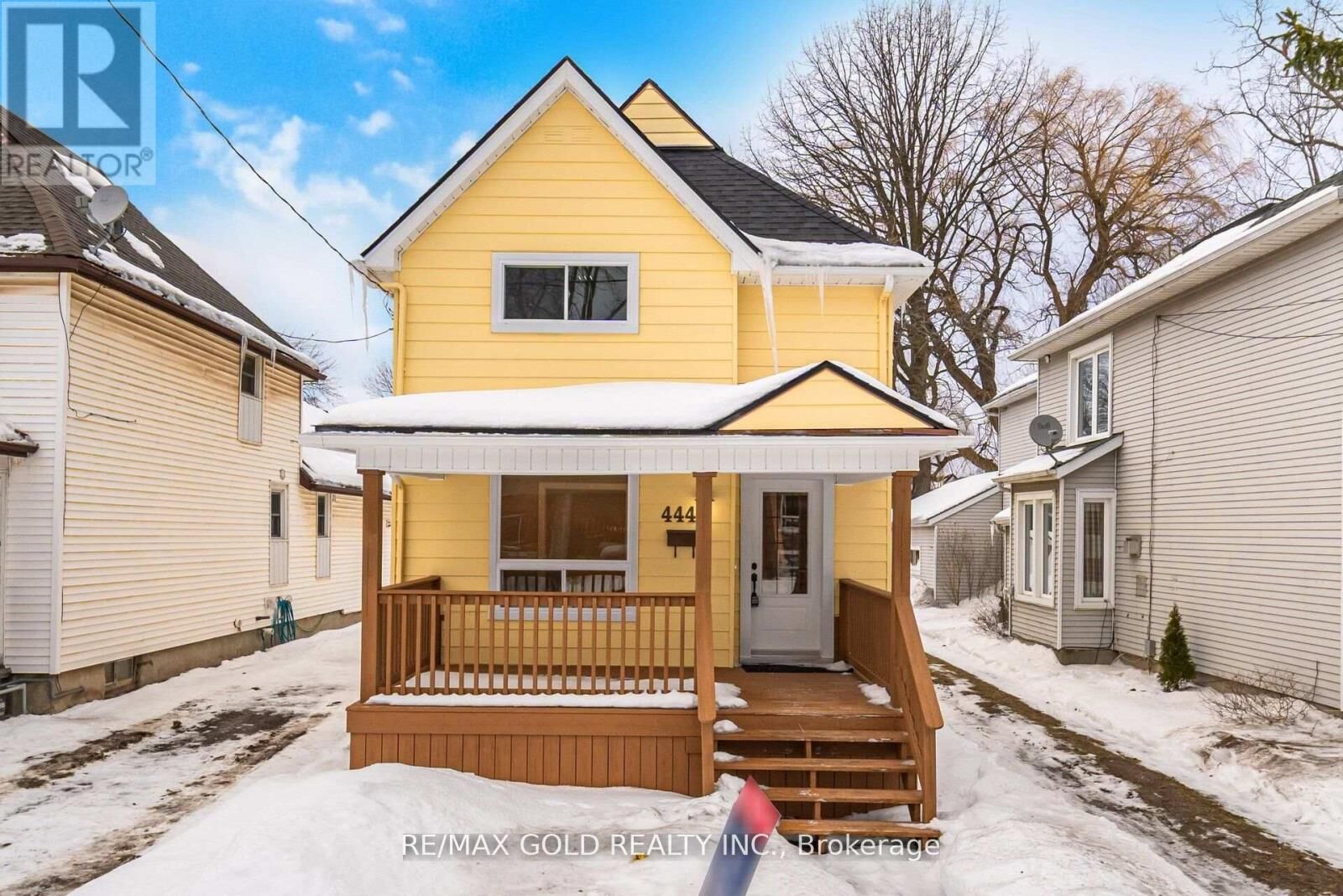 Property Photo:  4445 Simcoe Street  ON L2E 1T7 