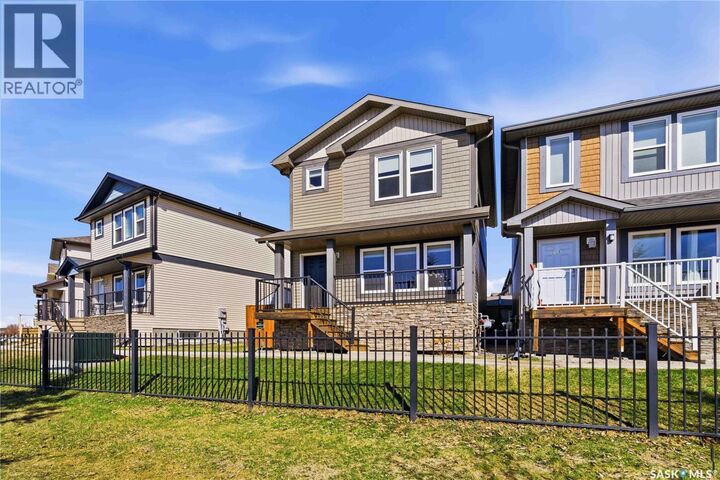 Property Photo:  217 315 Hampton Circle  SK S7R 0J7 