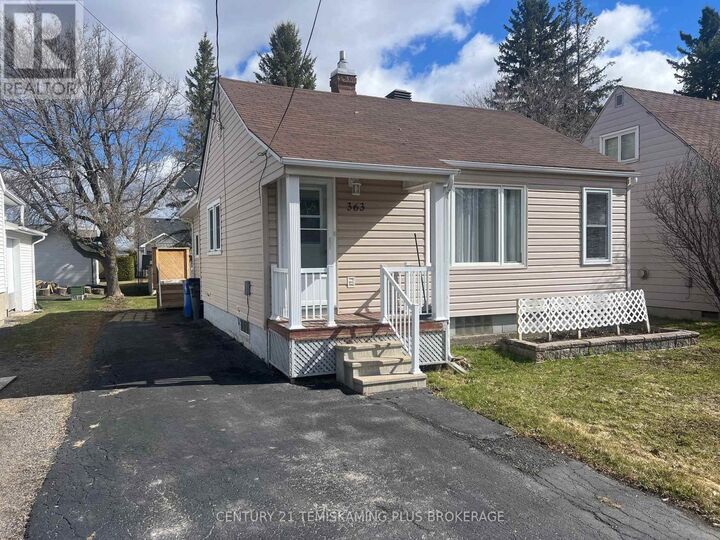 Property Photo:  363 Broadwood Avenue West  ON P0J 1P0 