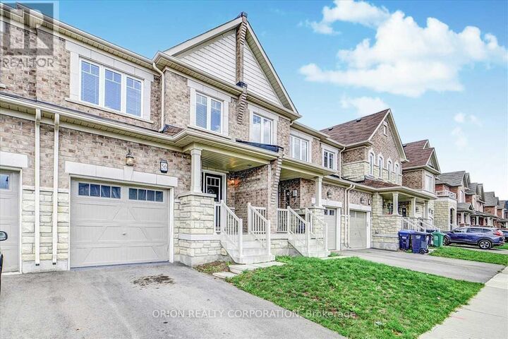 Property Photo:  56 Golden Springs Drive North  ON L7A 2X1 