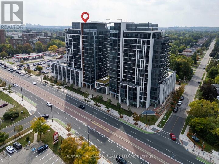 Property Photo:  9600 Yonge Street Ph6  ON L4C 0X3 
