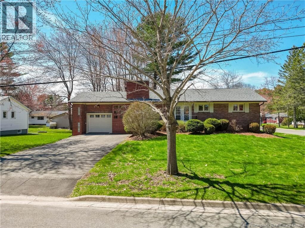 Property Photo:  30 Floral Avenue  NB E3A 1L1 