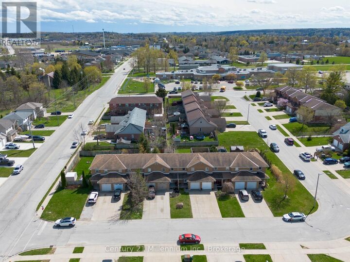 Property Photo:  865 25th A Street East  ON N4K 6W6 
