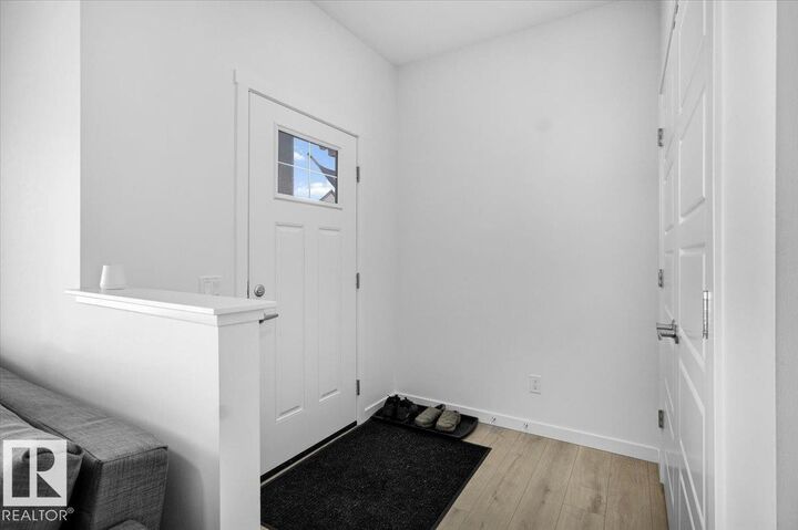 Property Photo:  3323 Erlanger Bend NW  AB T6M 3A6 