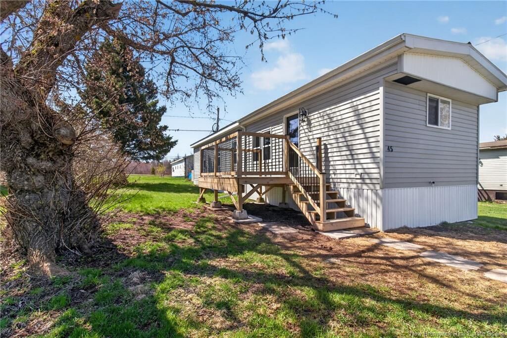 Property Photo:  45 Rose Avenue  NB E1B 5B3 