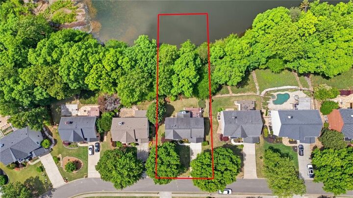 Property Photo:  1745 Porterton Way  GA 30041 