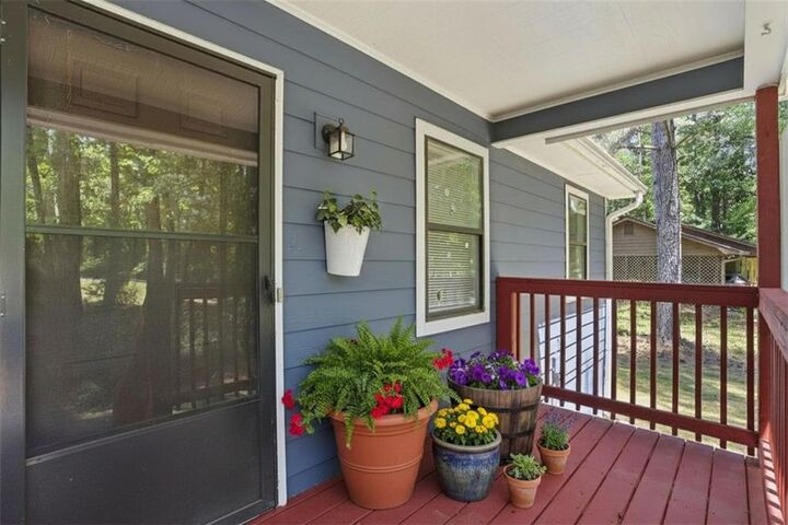 Property Photo: 2945 Barrett Court GA 30127