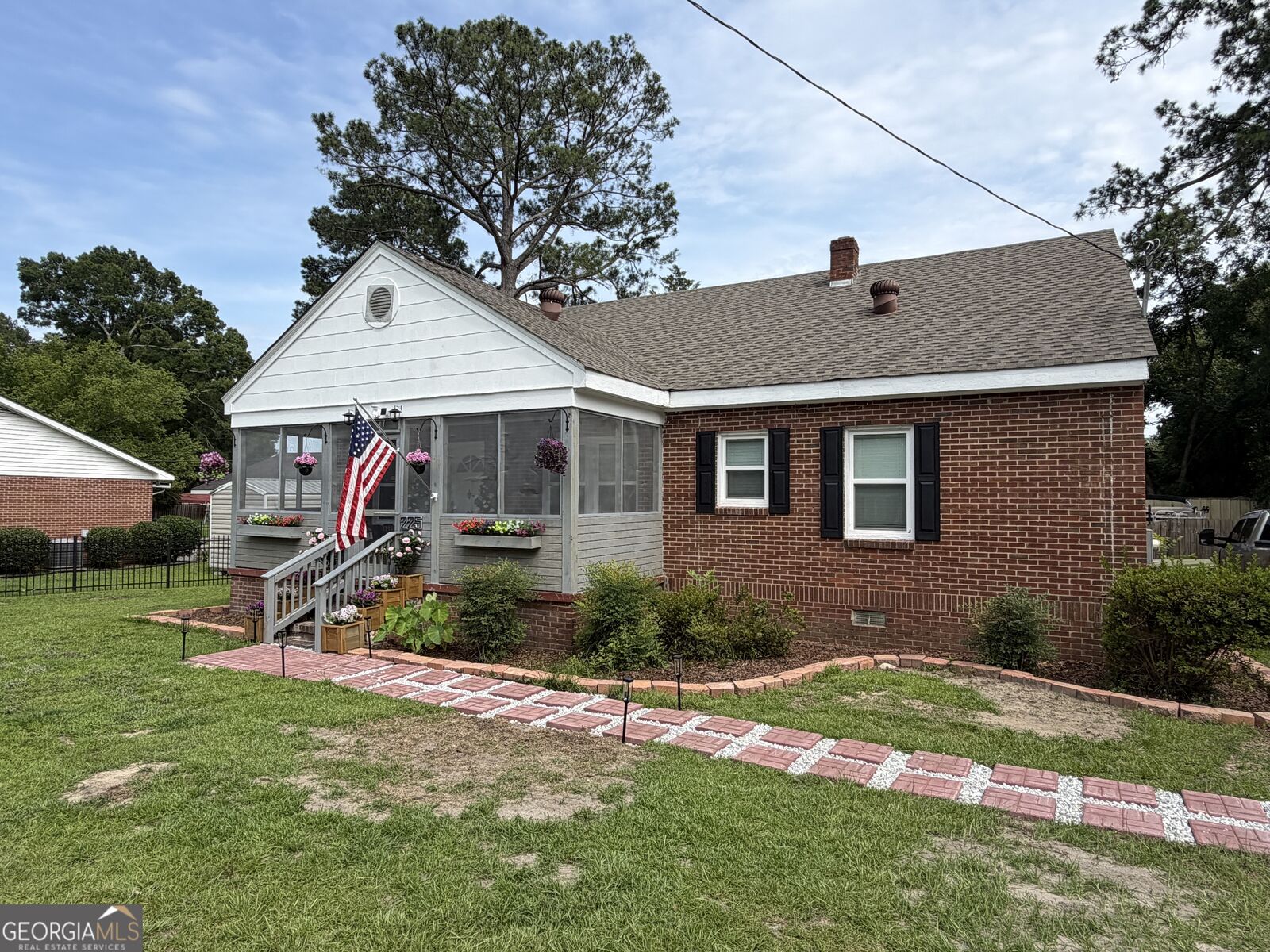 Property Photo:  225 Gordon Street  GA 30824 
