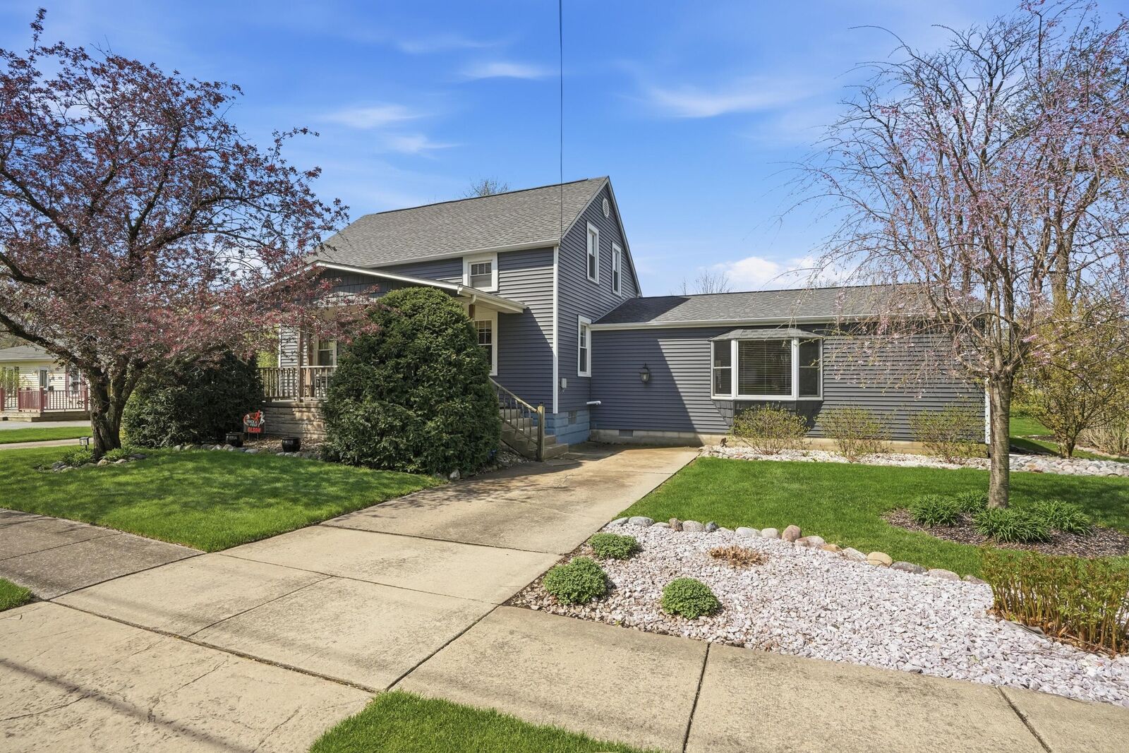 Property Photo:  421 S East Street  IN 46307 