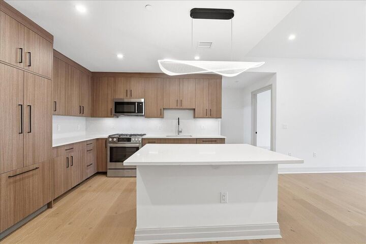 Property Photo:  921 Madison St 308  NJ 07030 
