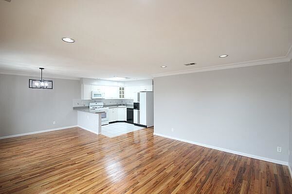 Property Photo:  247 Terrace Ave 2  NJ 07307 