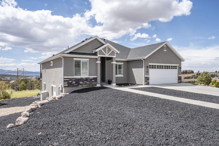 Property Photo:  564 Nature View Dr  UT 84720 