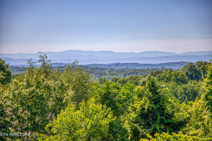 Property Photo: 11017 Calloway View Drive TN 37934
