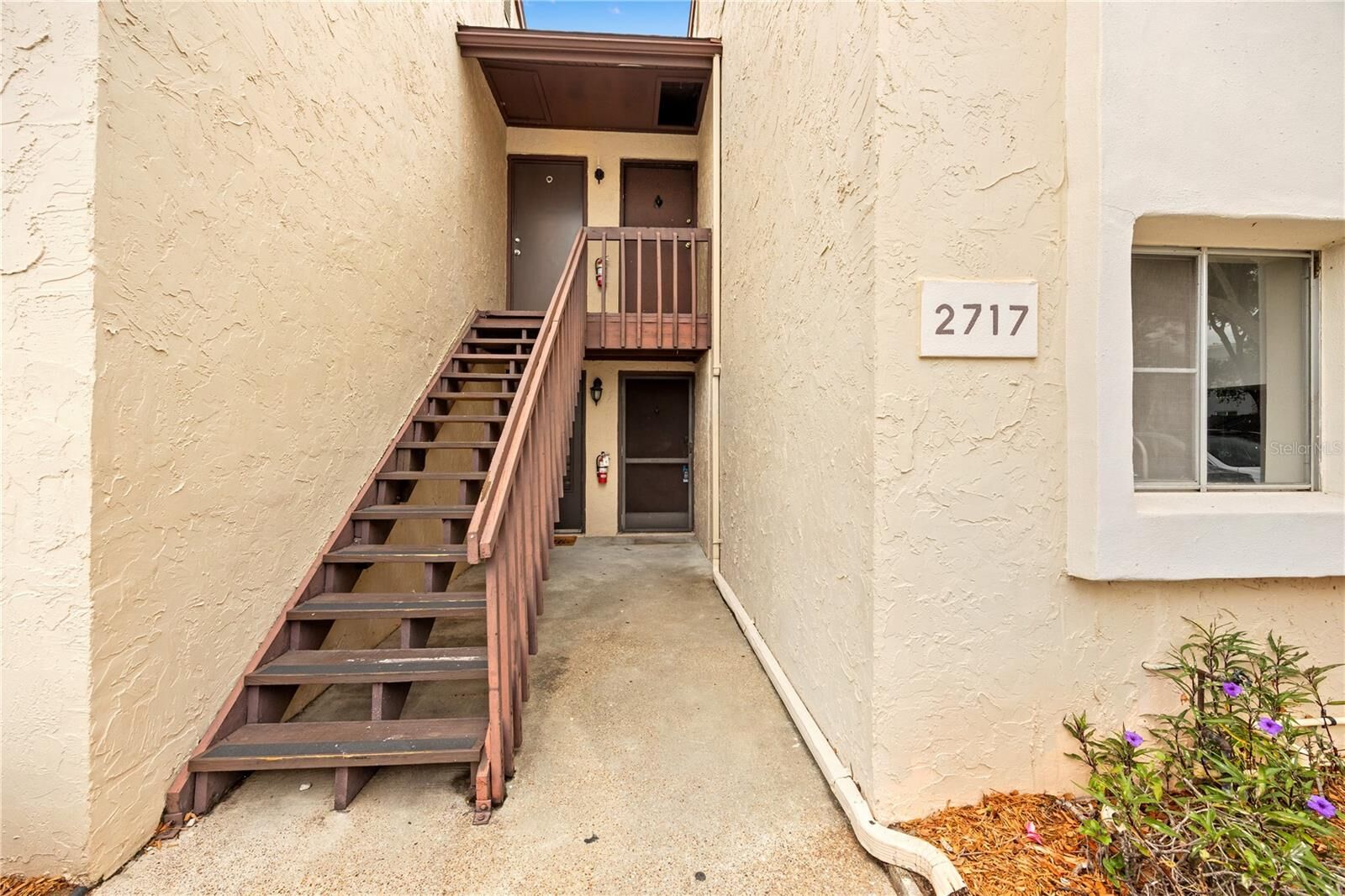 Property Photo:  2717 Hidden Lake Boulevard B  FL 34237 
