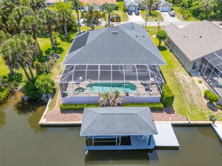 Property Photo:  10 Crabtree Court  FL 32137 
