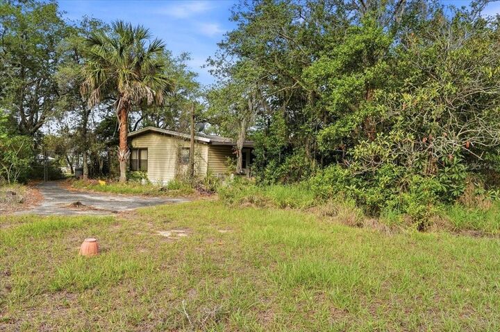 Property Photo:  2293 Cantor Court  FL 33898 