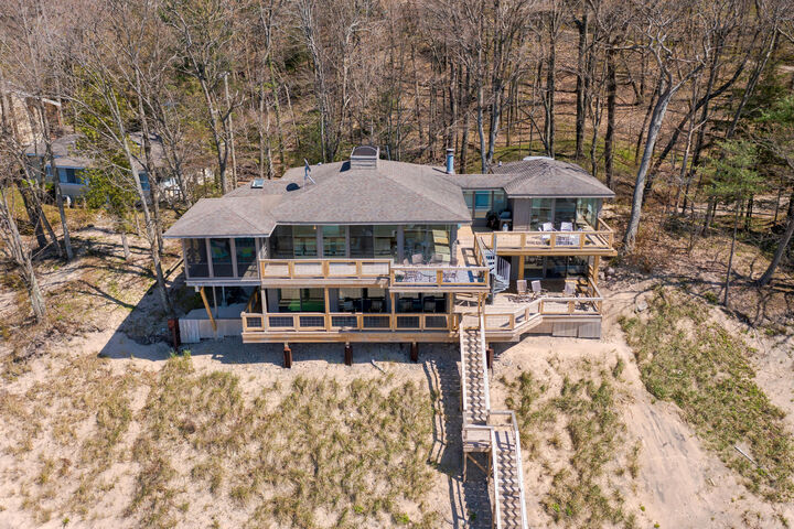 Property Photo:  80132 Linden Hills Street  MI 49043 