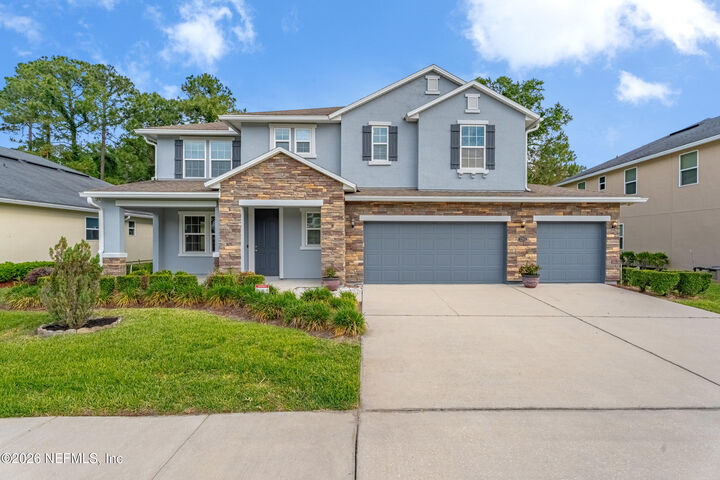 Property Photo: 12513 Westberry Manor Drive FL 32223