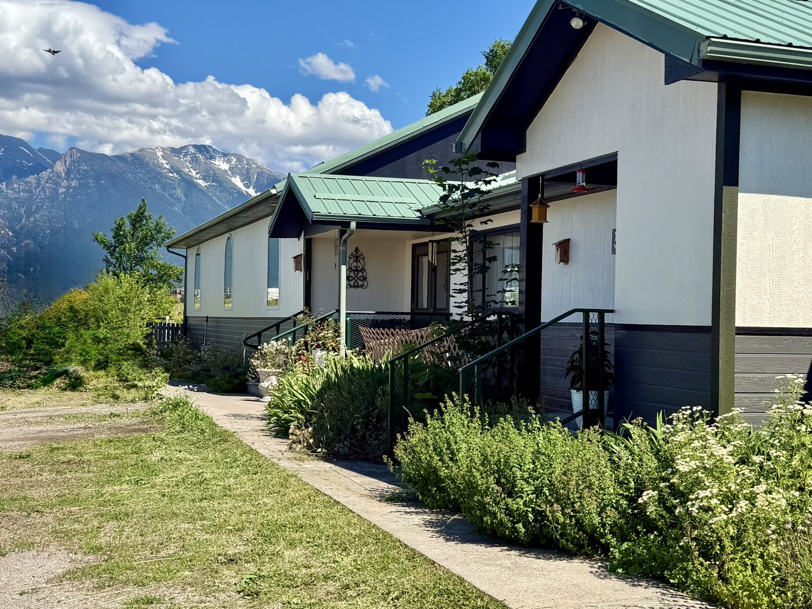 Property Photo:  529 3rd Avenue  MT 59865 