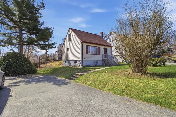 Property Photo:  104 Melrose Avenue  NS B3N 2E4 