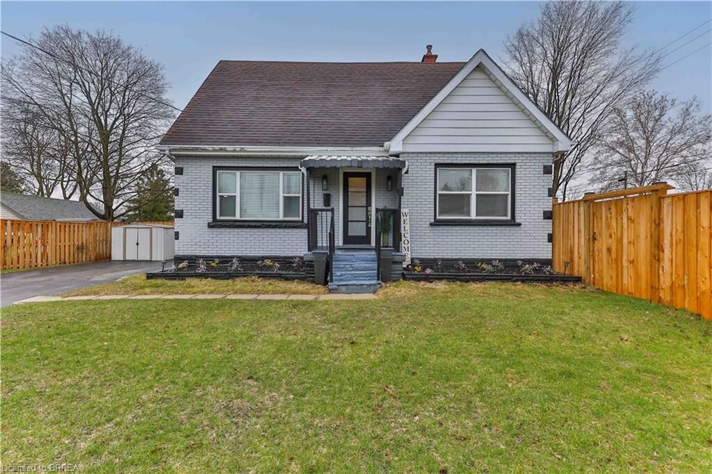 Property Photo:  75 Tollgate Road  ON N3R 4Z5 
