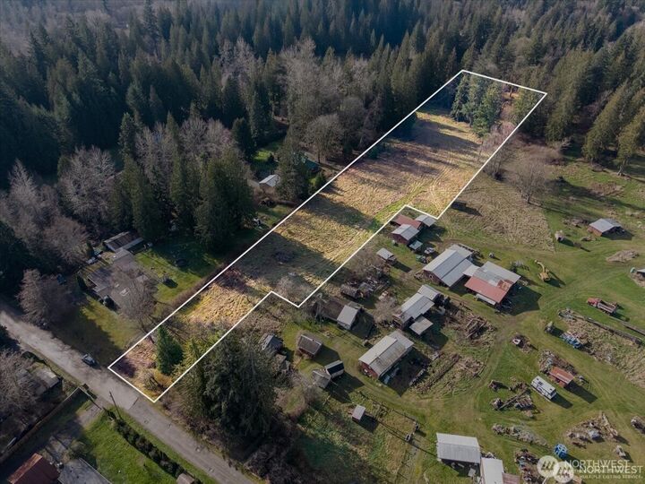Property Photo: 11212 87th Avenue NE WA 98271