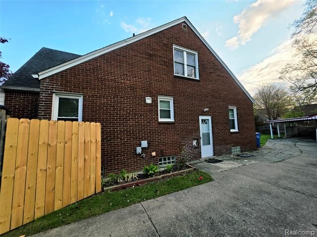Property Photo:  21259 Cyman Avenue  MI 48091 