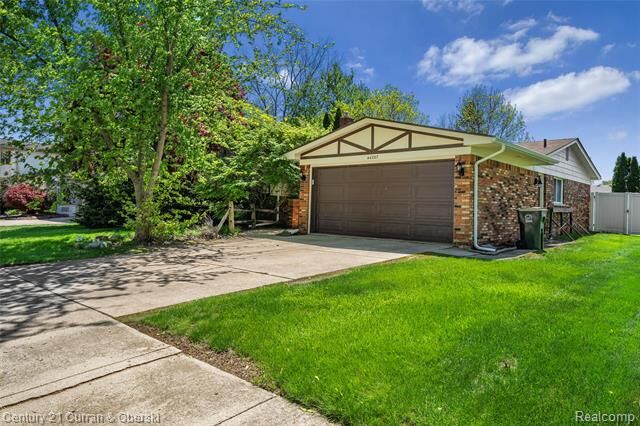 Property Photo:  44267 Brandywyne Road  MI 48187 