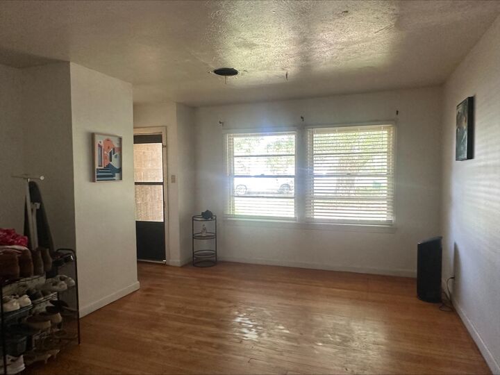 Property Photo:  9 Byron  TX 77630-2597 