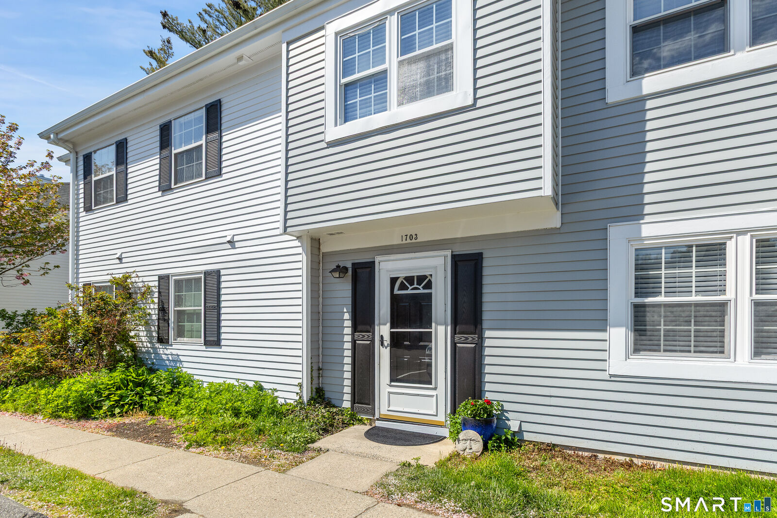 Property Photo:  93 Park Avenue 1703  CT 06810 