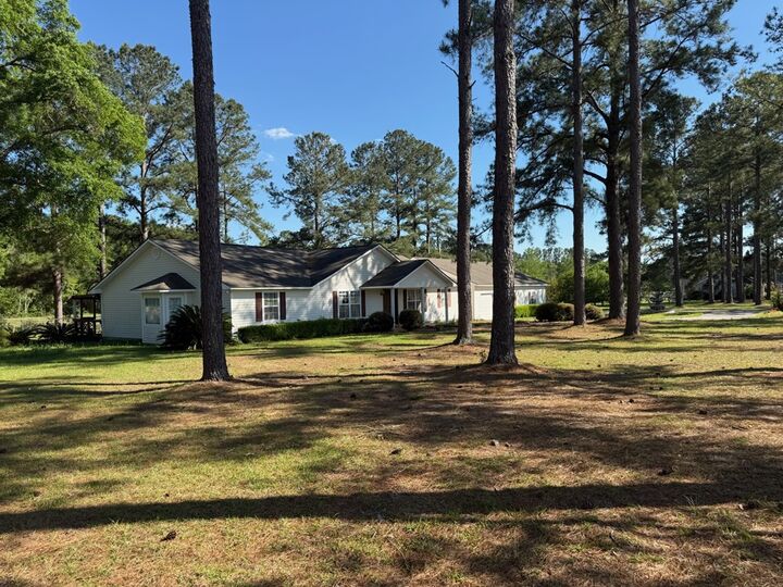 Property Photo:  37 Wood Triple Lake Rd  GA 31794 
