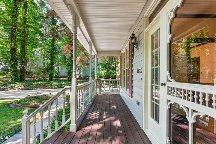 Property Photo: 10924 Bexhill Drive NC 27518