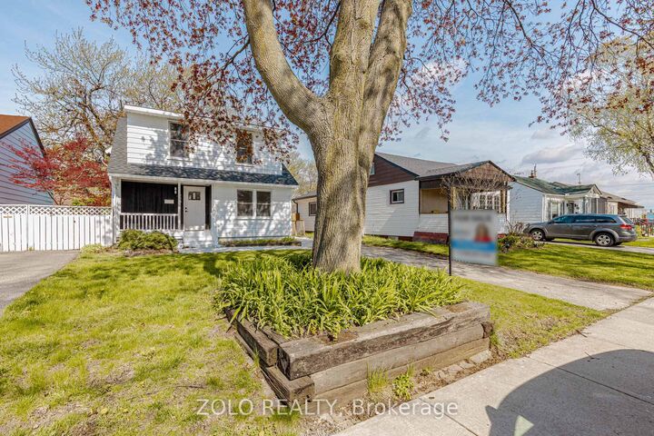 Property Photo: 283 Ivon Avenue W ON L8H 5T3