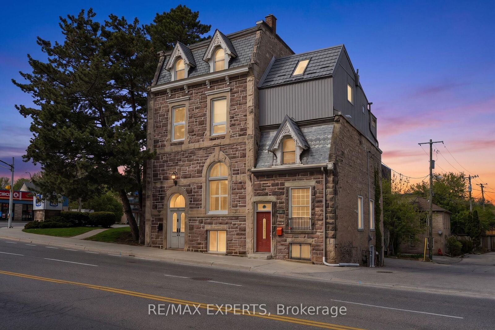 Property Photo:  130 St David Street S  ON N1M 2L3 