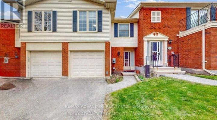 Property Photo: 476 Wilkins Street 67 ON N6C 5B2