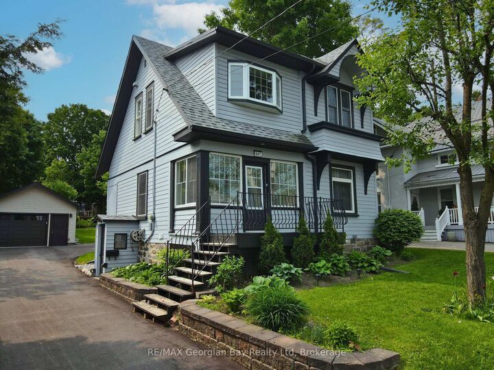 641 Bay Street — photo 1