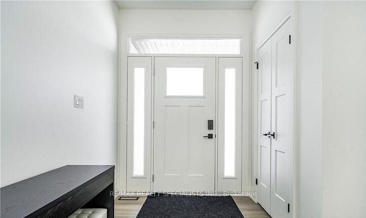 Property Photo: 231 Jackson Street ON N0G 1R0