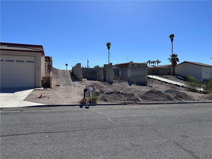 Property Photo:  2664 Caribbean Drive  AZ 86406 